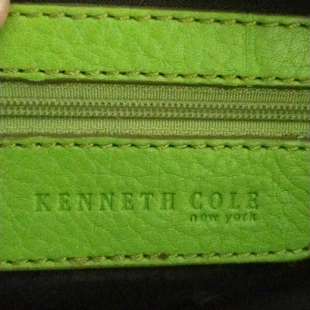 Kenneth Cole New York Vintage Retro Leather Green Hanbag - Picture 3 of 4